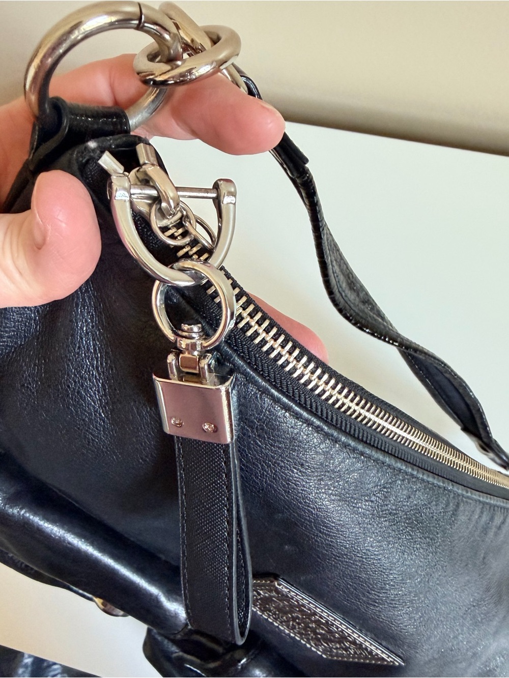 Coach Poppy Black Leather Shoulder Bag with Front Pockets - Picture 9 of 13